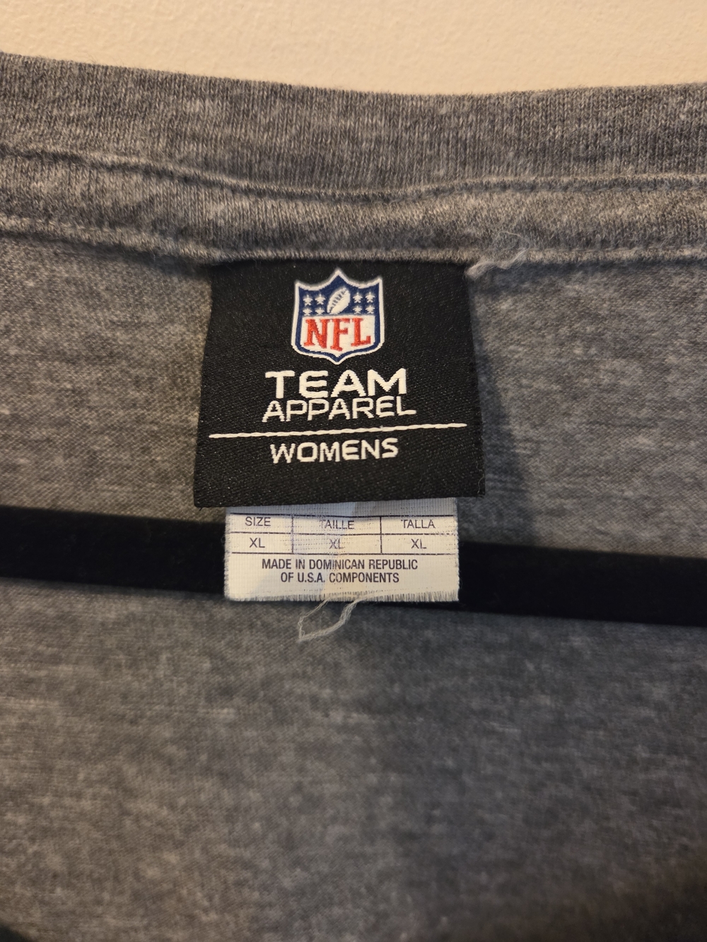 NFL Women's Heather Gray Team Apparel Tee with Navy and Red Logo - Picture 2 of 3